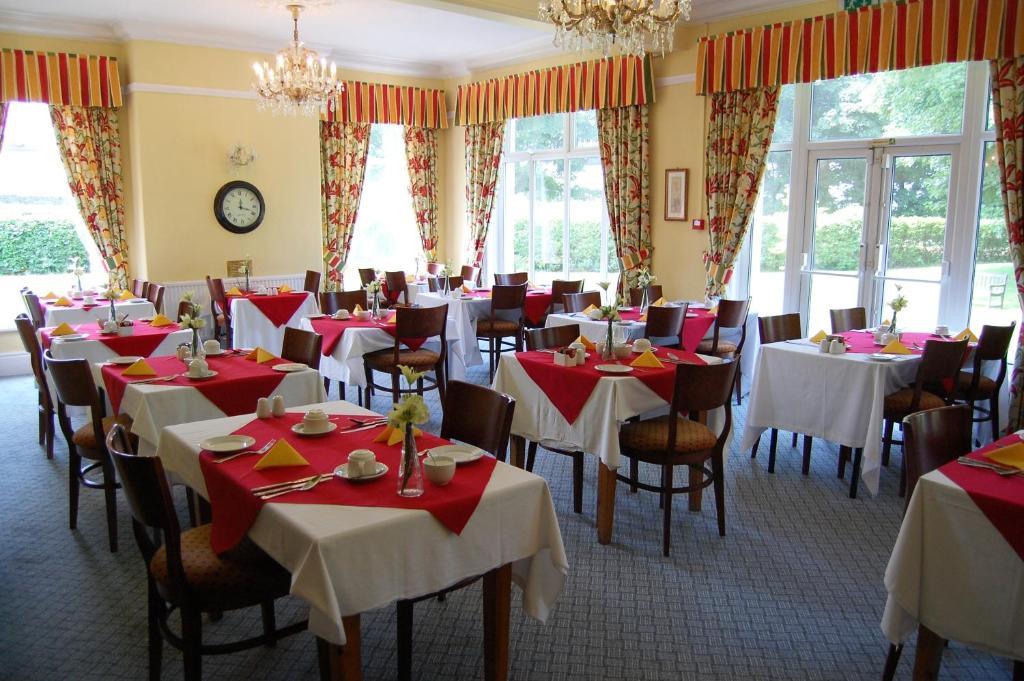 Newton House Hotel 앨스톤필드 외부 사진