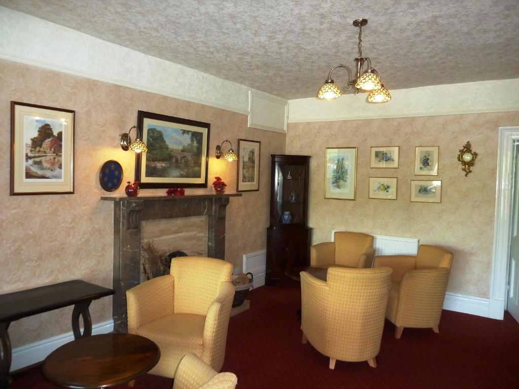 Newton House Hotel 앨스톤필드 외부 사진