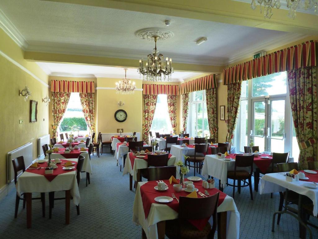 Newton House Hotel 앨스톤필드 외부 사진